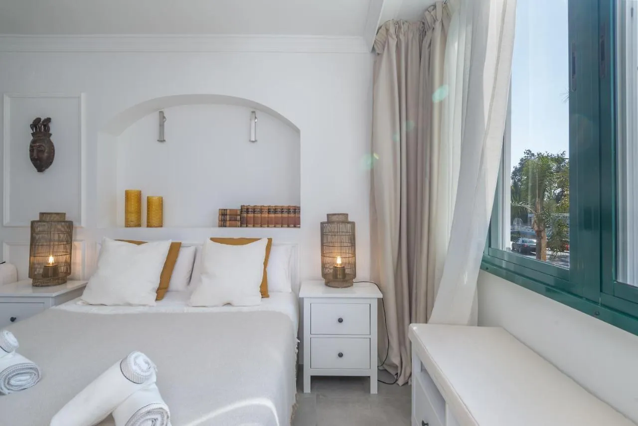 Bianca Chic Studio - Carihuela Beach At 300M Torremolinos